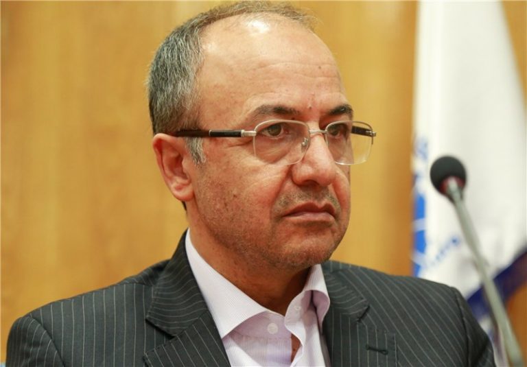 فاضلی : ۲۰۰۰ دستورالعمل برای ایجاد شغل مشکل سازاست / برنامه پرداخت تسهیلات به صنوف تولیدی تا دو ماه آینده